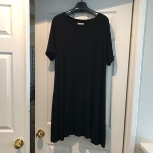 Black t-shirt dress, swing style fit